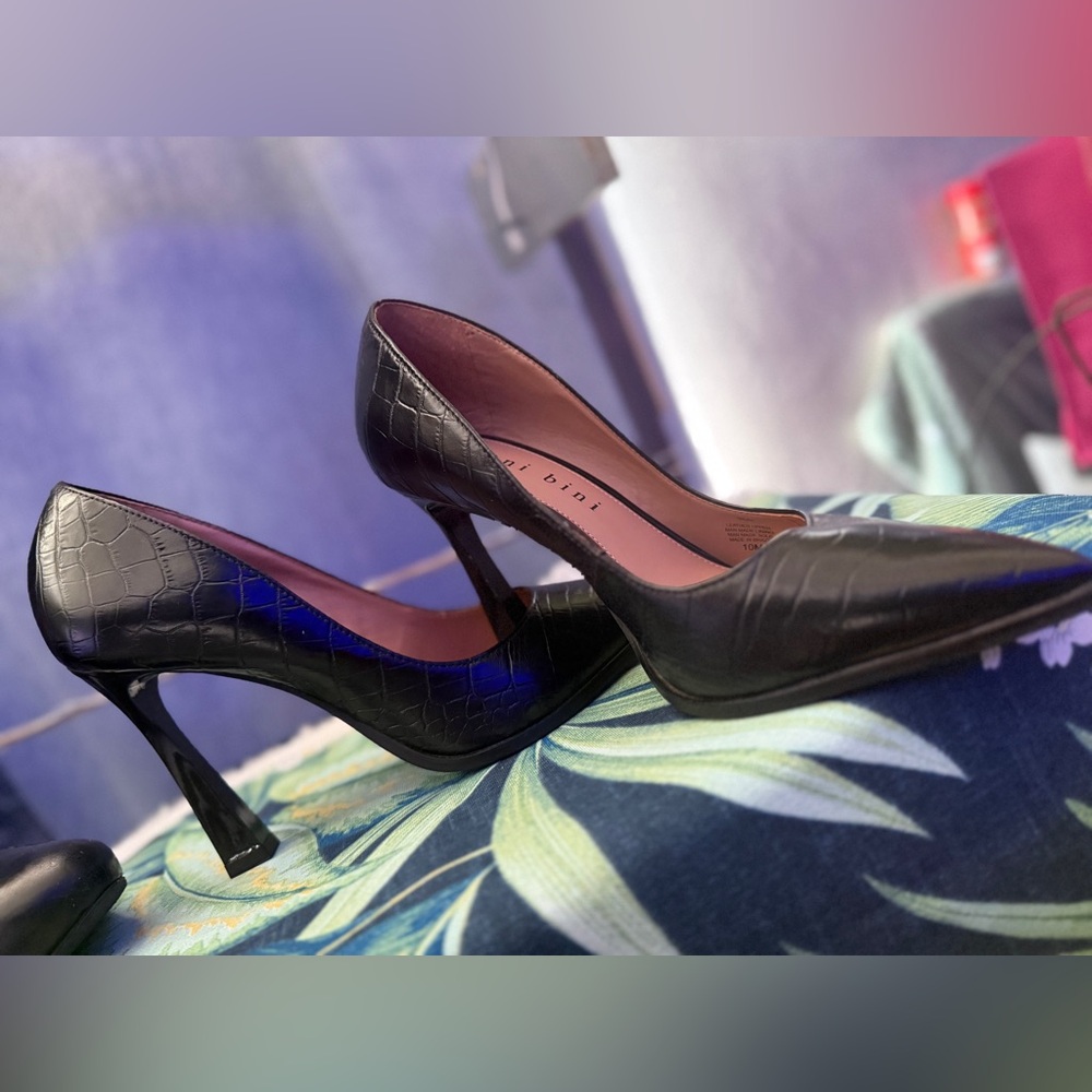 Gianni Bini Black Croc-Patterned Heels Sz 10